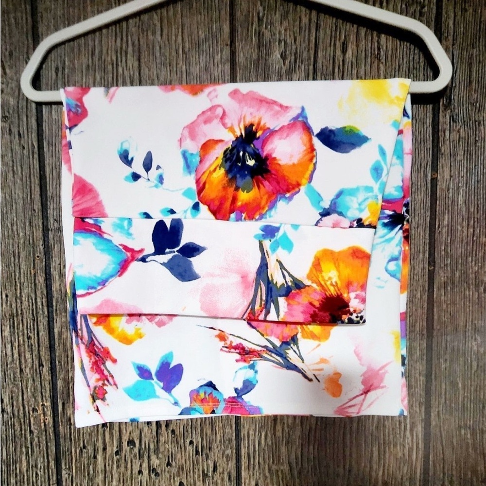 Agnes and Dora Vintage Floral Print Pencil